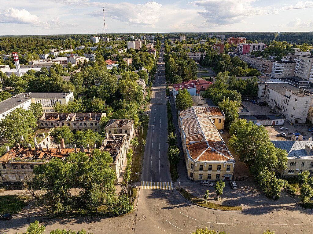 Луга, проспект Володарского сверху Луга: население и ранняя история